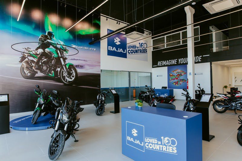 Bajaj inaugura nova concessionária em Serra e atinge 20 unidades no Sudeste