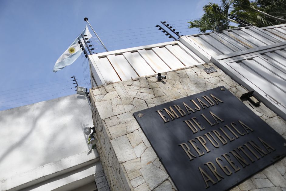 Brasil desconhecia operação para resgatar asilados de embaixada