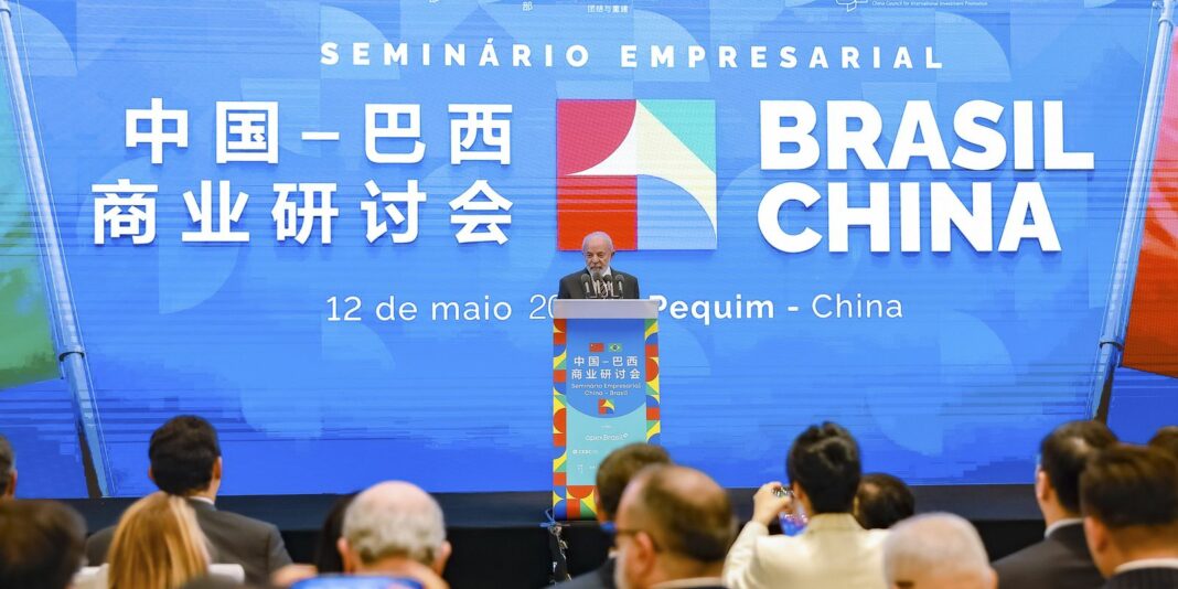 China aumenta investimentos no Brasil em R$ 27 bilhões, diz Lula