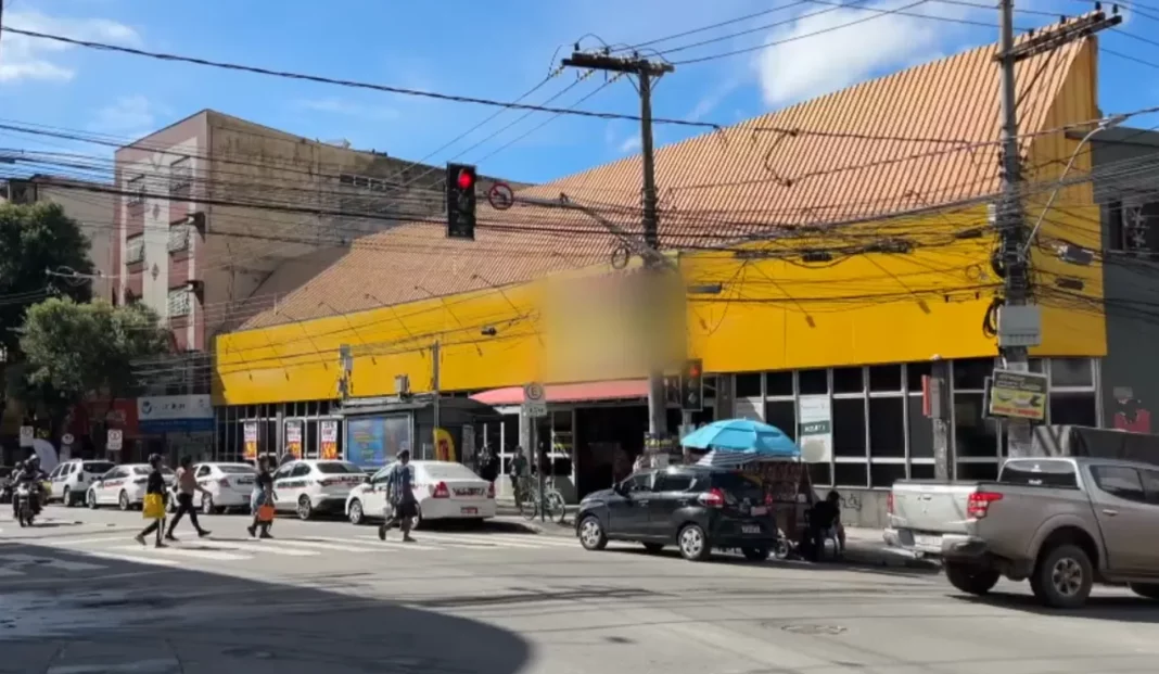 Confusão em supermercado no ES por pacote de biscoito