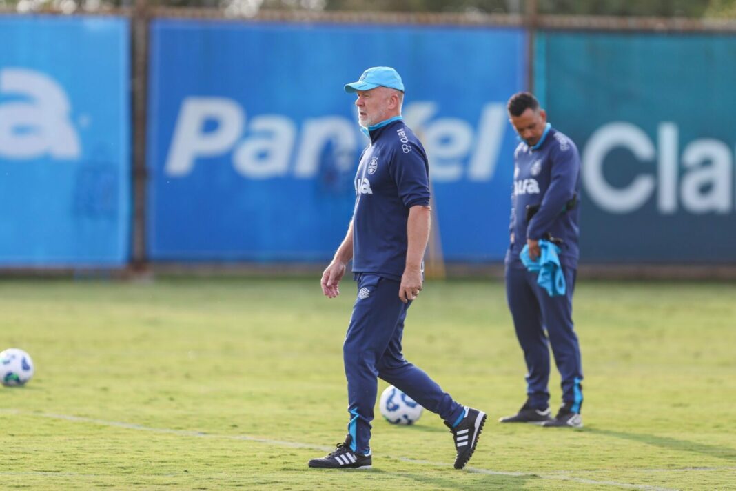Escalação do Grêmio: Mano preserva Braithwaite de jogo da Sul-Americana