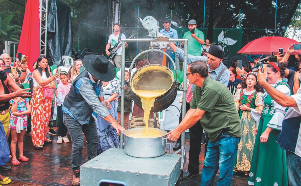 Guarapari celebra imigração italiana com polenta, vinho e pratos típicos
