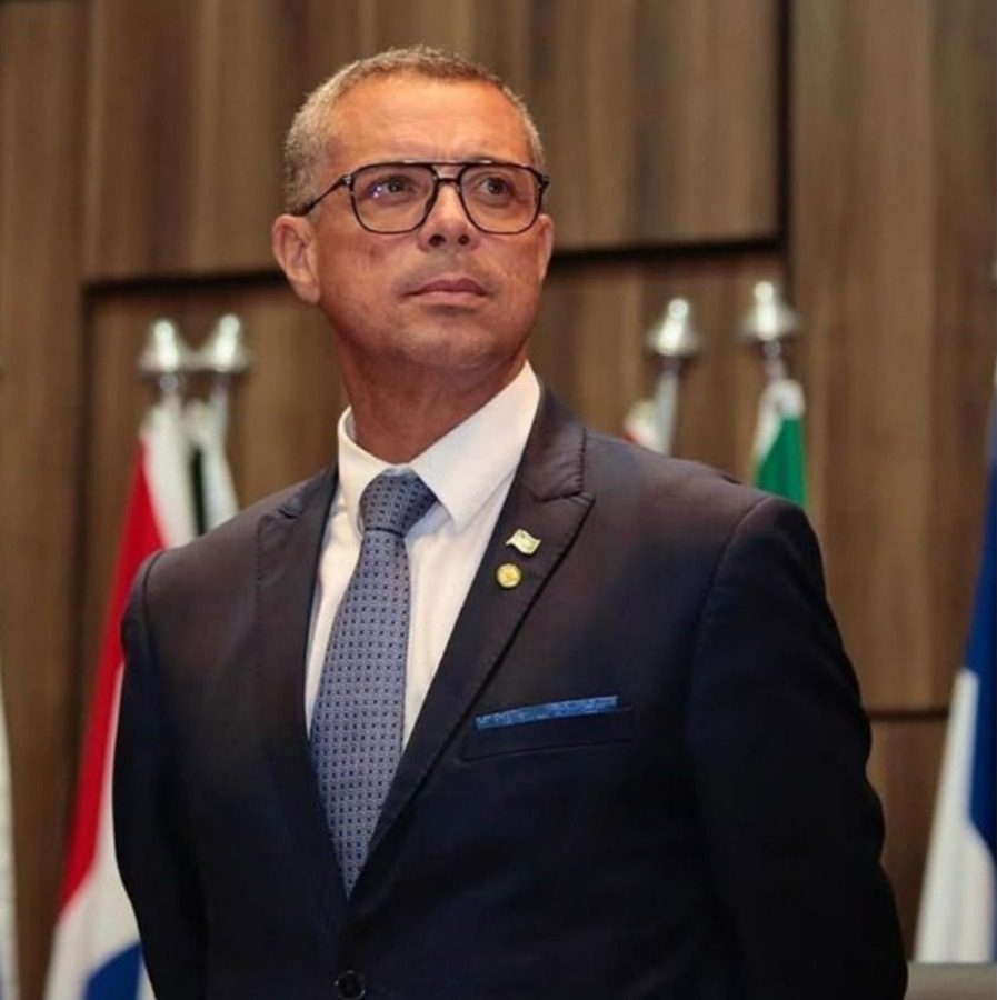 Habilidade política de Fábio Mitidieri e ausência de coragem nos opositores