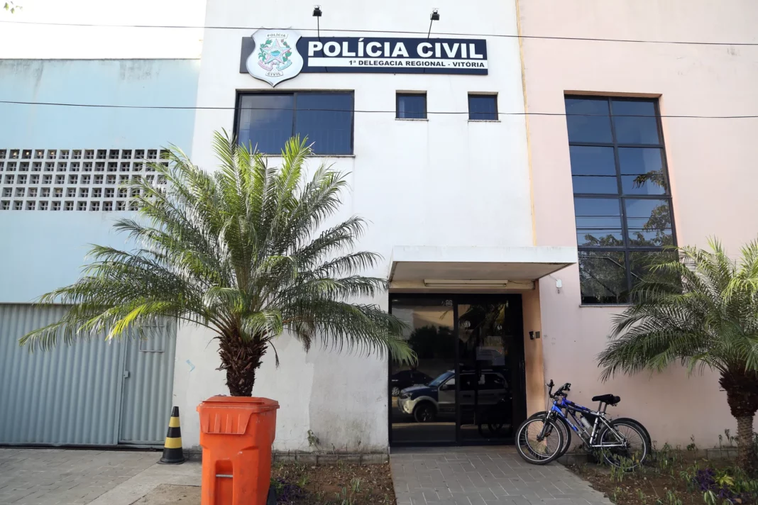 Homem convoca moradora de rua para almoço e a estupra