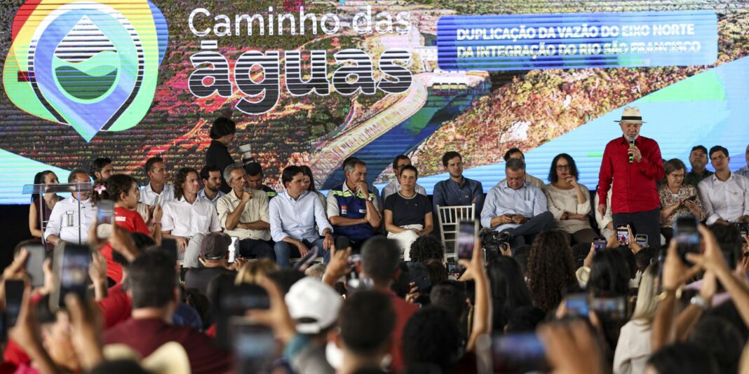 Lula autoriza duplicação de bombeamento no Eixo Norte de São Francisco
