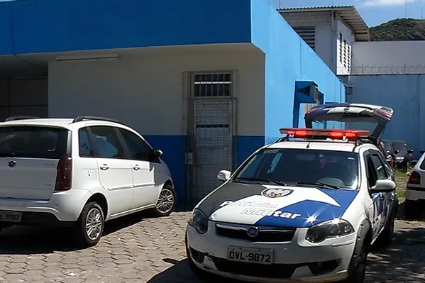Mulher é presa por suspeita de furtos em shoppings