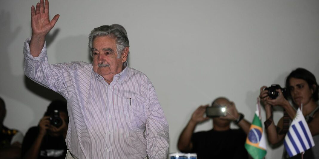 Políticos brasileiros lamentam a morte de Mujica
