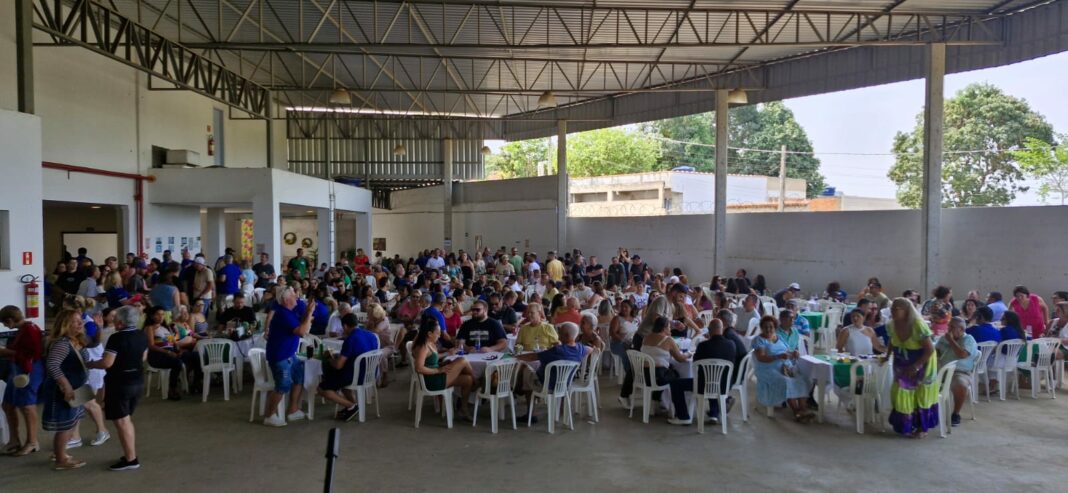 6º festival da feijoada oferece samba, solidariedade e sabores em Guarapari