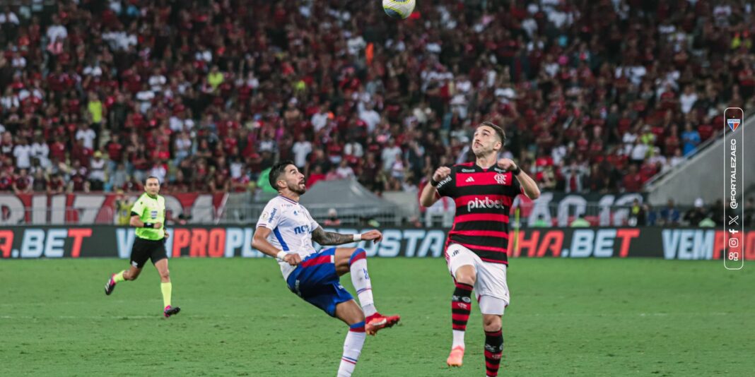 Fla enfrenta Fortaleza em busca da liderança do Brasileiro