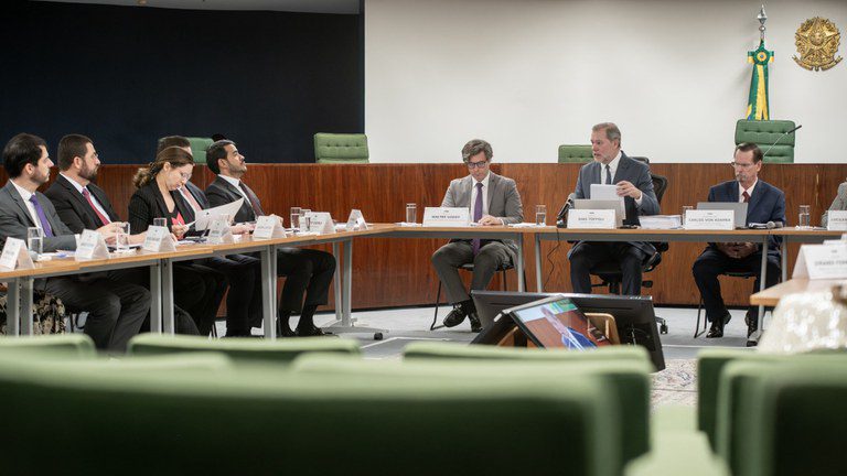 Governo Federal planeja ressarcir aposentados a partir de julho