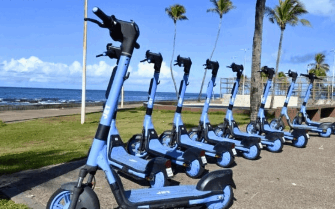 Guarapari torna-se ponto de uso de patinetes elétricos