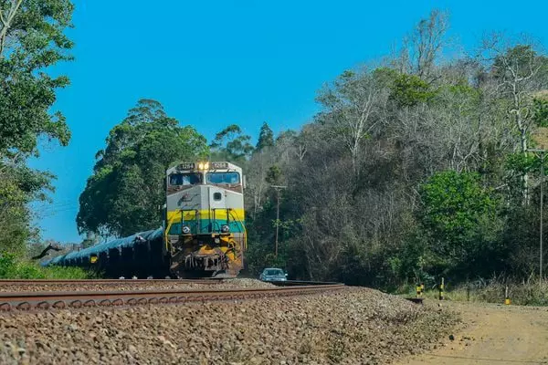 nova ferrovia no es terá túnel de 715 metros em Nova ferrovia no ES terá túnel de 715 metros em Viana, 15 pontes e 20 viadutos