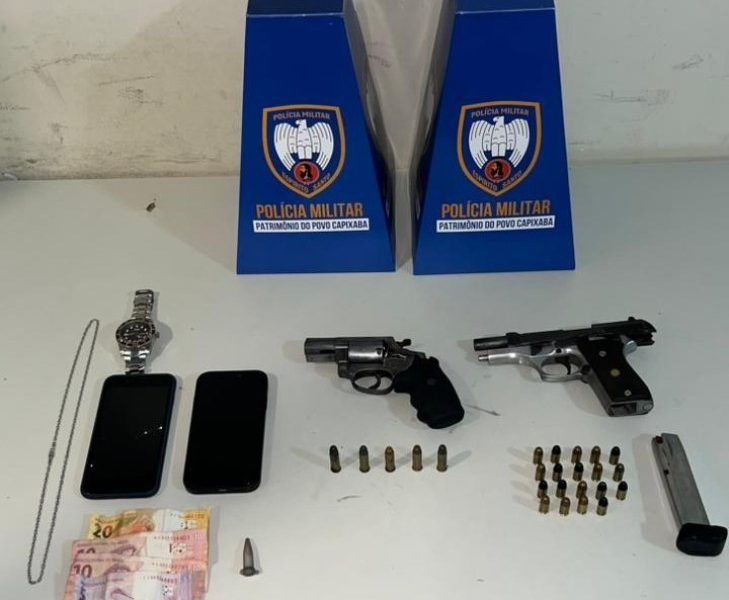 PM apreende armas, drogas e veículos furtados durante ações em Guarapari