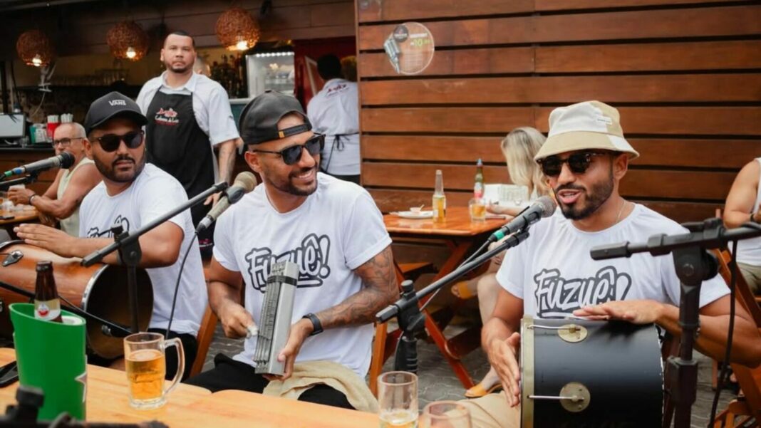 sábado com samba e sertanejo na cabana do luiz em jacaraípe