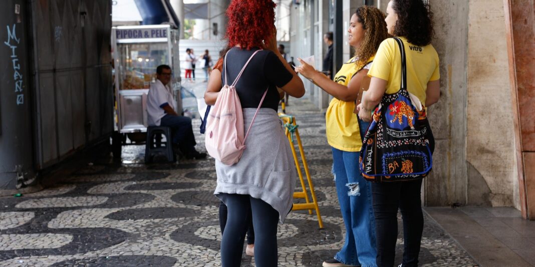 MEC pretende ampliar programa Pé-de-Meia para alunos do ensino médio