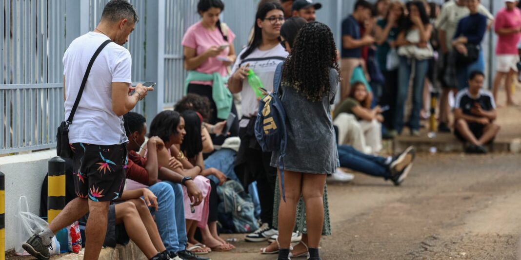 Enem registra 4,8 milhões de candidatos inscritos, aumento de 11,2%