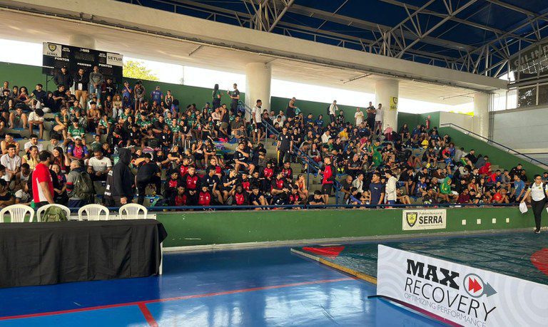 Ação educacional sobre antidopagem é destaque em evento de wrestling em serra