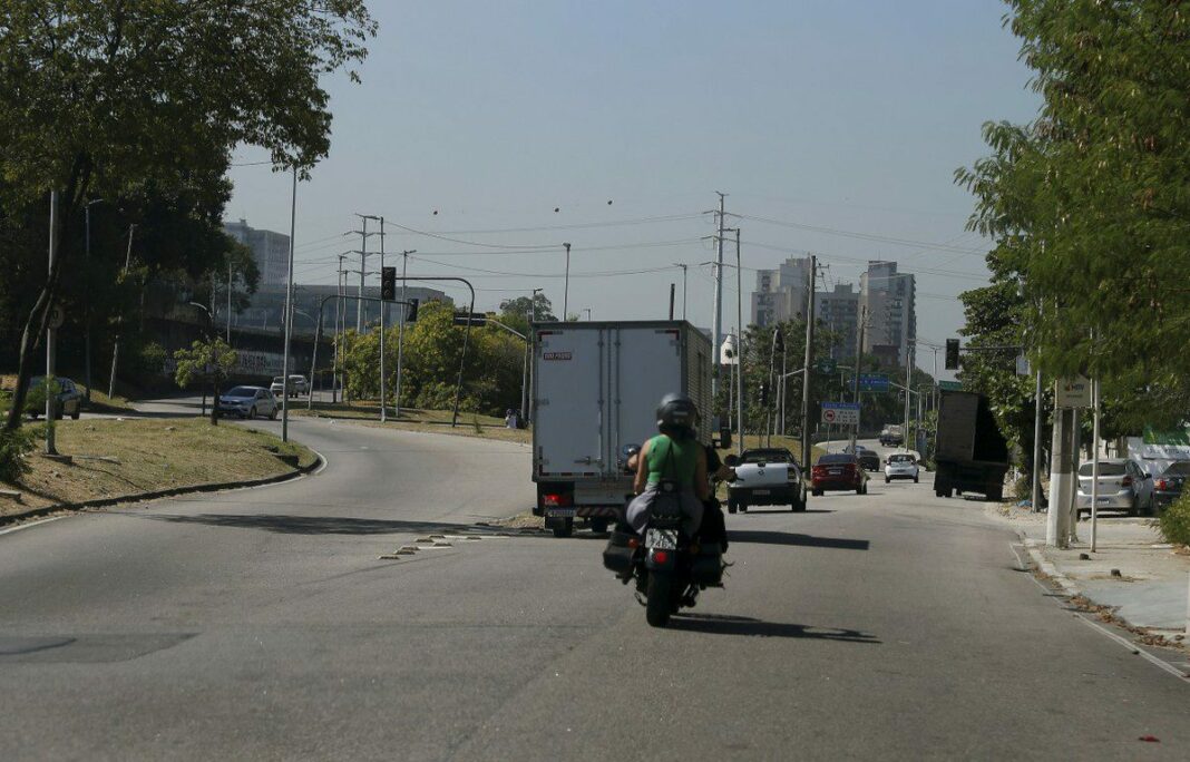 Câmeras com inteligência artificial ajudam a combater crimes no rio
