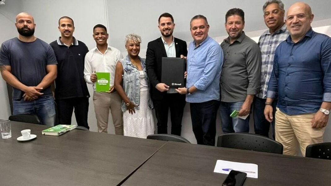 Cariacica amplia rede de microcrédito com apoio de instituições financeiras e inaugura agência