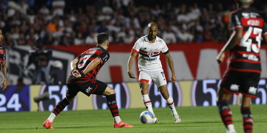 Flamengo e São Paulo se enfrentam no retorno do Brasileirão no Maracanã
