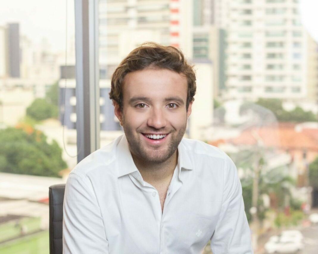 Guarapari recebe ricardo frizera para palestra sobre negócios e mercado imobiliário