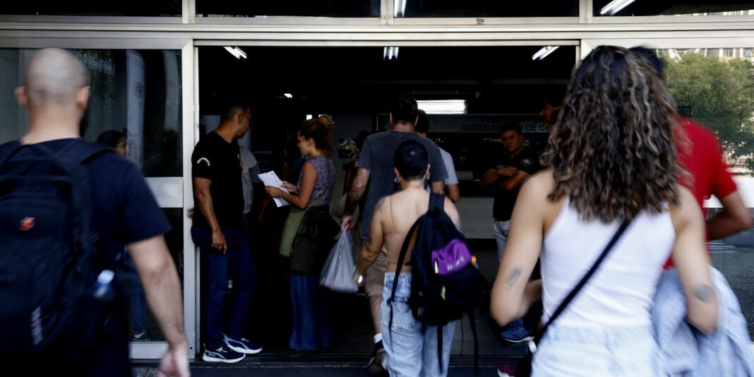 MP solicita suspensão do CNU 2025 devido a falhas nas cotas