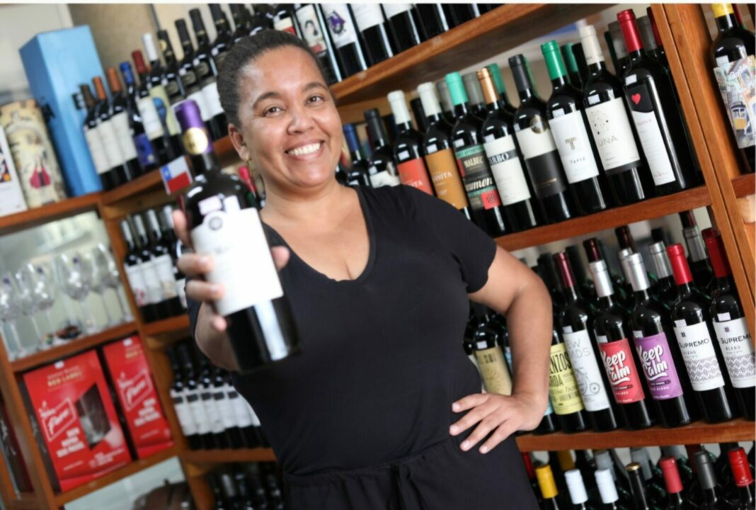 Loja de vinhos faz sucesso