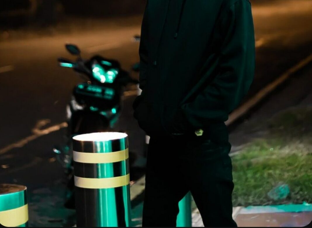 Jovem é assassinado por vários disparos de arma de fogo por dupla de moto em Cariacica