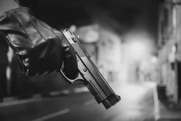 Jovem é apreendido suspeito de assassinar traficante em Barra de São Francisco
