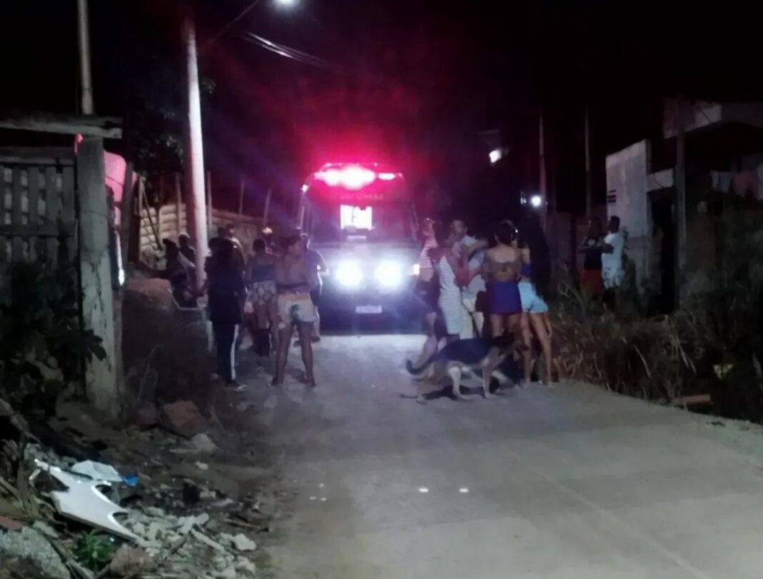 Homem morre após discutir com esposa e ser golpeado por facada no peito em Aracruz